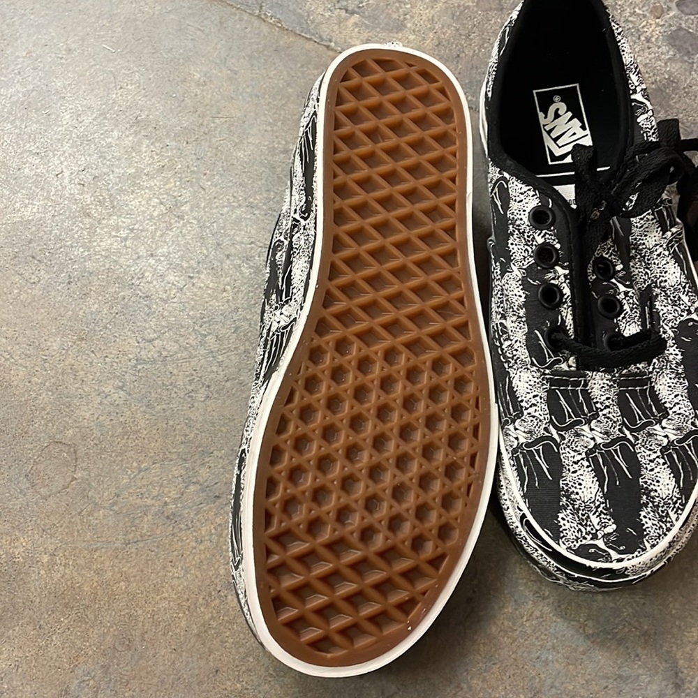 New Authentic Vans - Picture 4 of 5